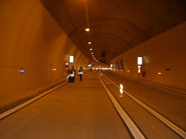 fichier 20070318_1251_a51_route_tunnel-0.jpg