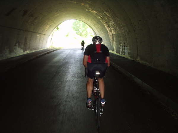 fichier 20070609_0931_d36_route_cyclos_tunnel-0.jpg