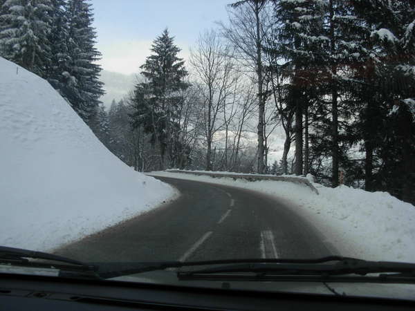 fichier 20120204_1611_desert_snow_trail_voiture_delphine_vers_le_desert-0.jpg